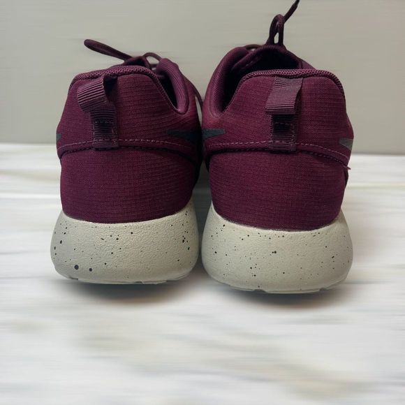 Nike Roshe Run One SE Bordeaux Unisex Size 41 - Picture 6 of 9